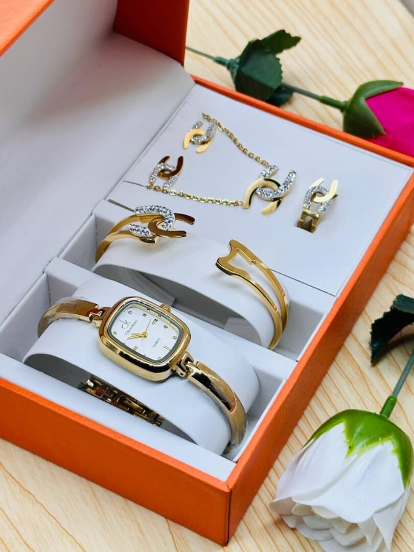 Ensemble Montre et Bijoux Or