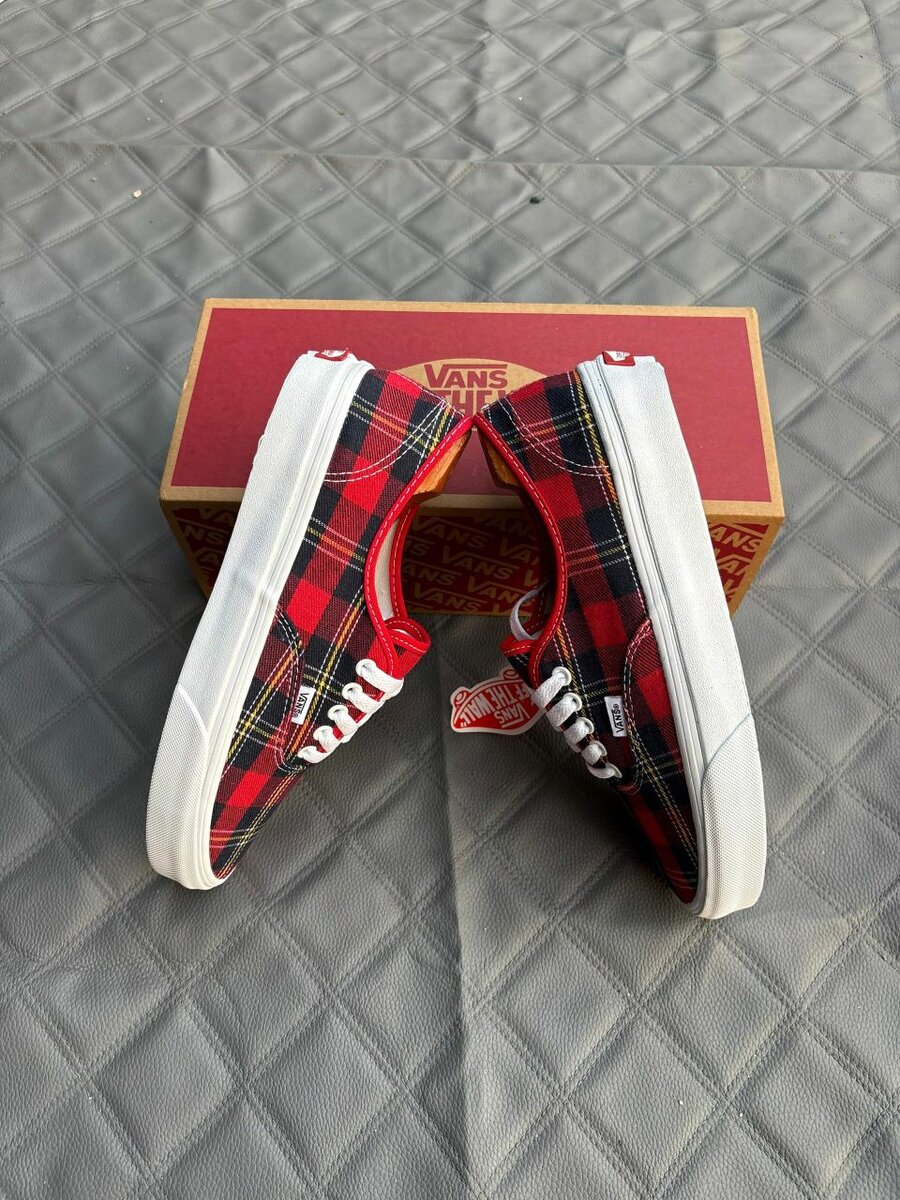 Vans Baskets Tartan Rouge