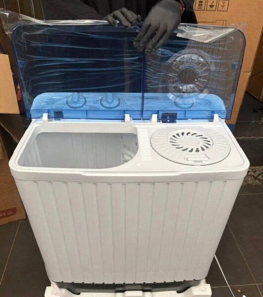 Machine à laver semi-automatique