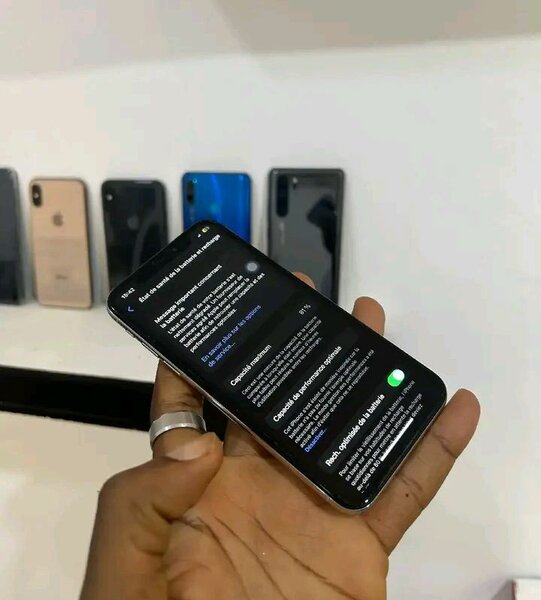 iPhone X 64Go Argent