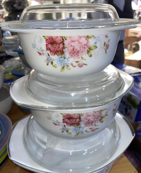 Bols en céramique décorés