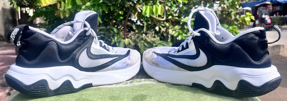 NikeGiannis Immortality 3 'Wh