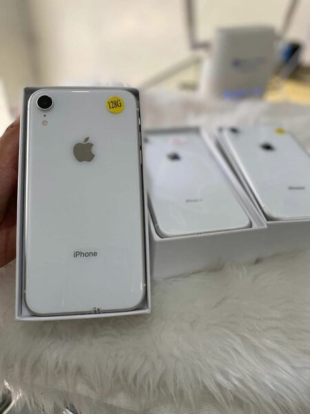 iPhone 128Go Blanc