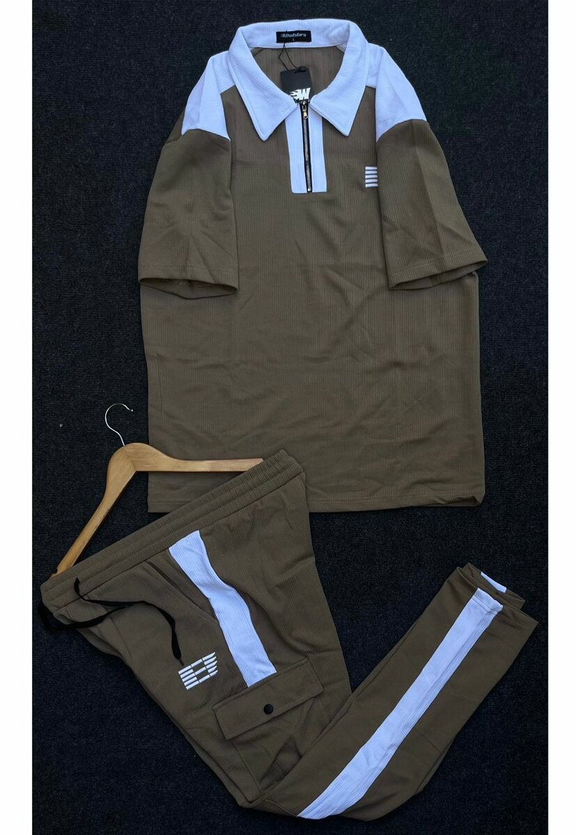 Ensemble sportif moderne pour hommes