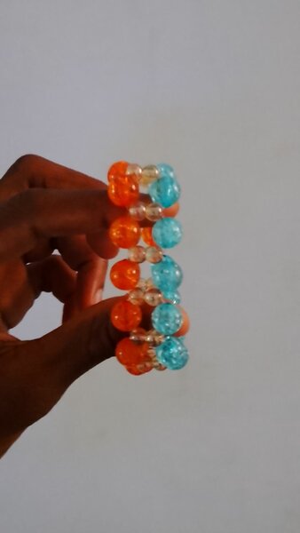 Bracelet perlé coloré