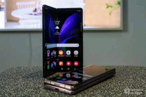 Smartphone pliable moderne