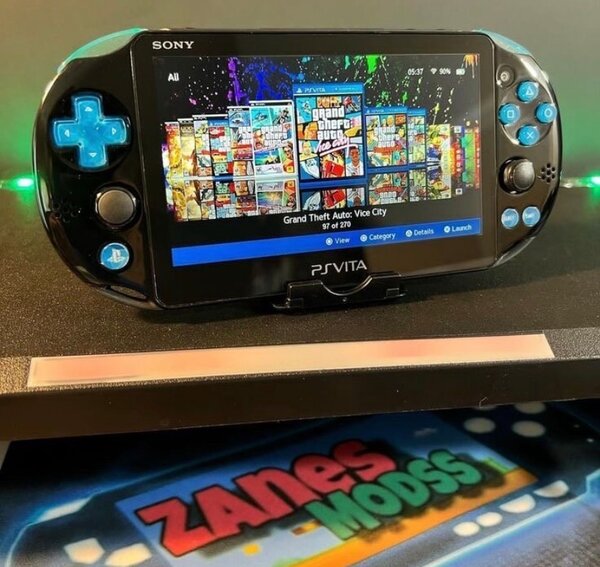 Console Sony PS Vita blanche