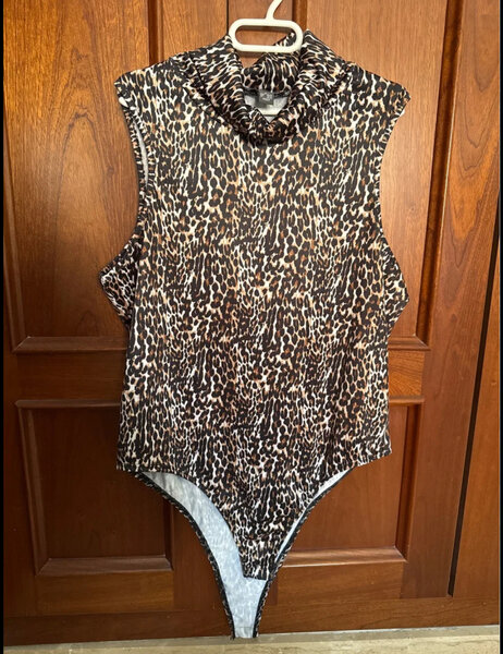 Body léopard sans manches