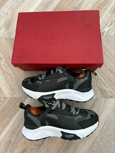 Sneakers Valentino noires/camouflage - 40 & 44