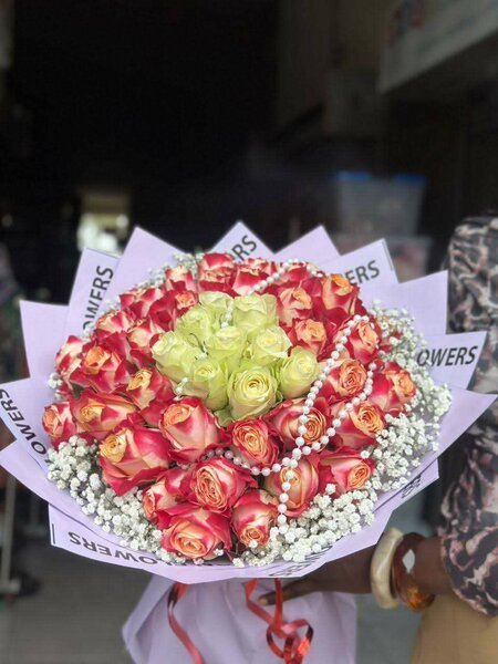 Bouquet de roses élégantes