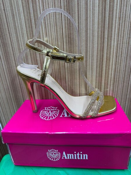 Sandales à talons hauts femme