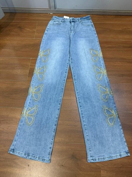 Jeans tendance avec motifs