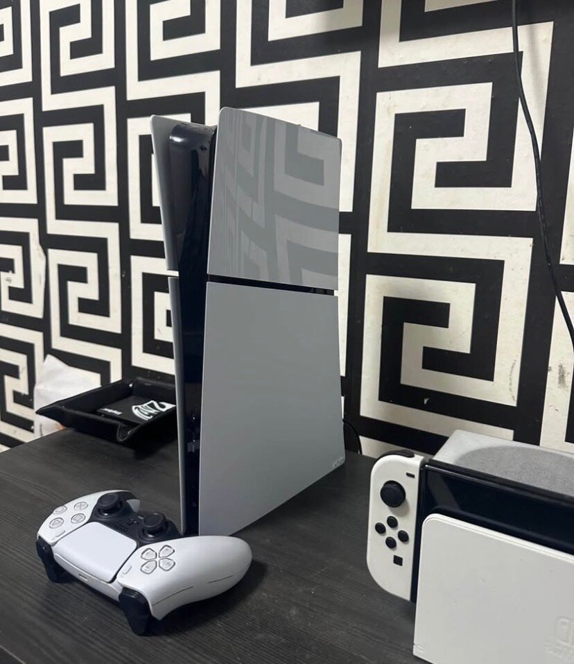 Console moderne avec manette