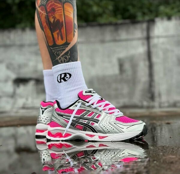 Asics rose argent running homme 40-45