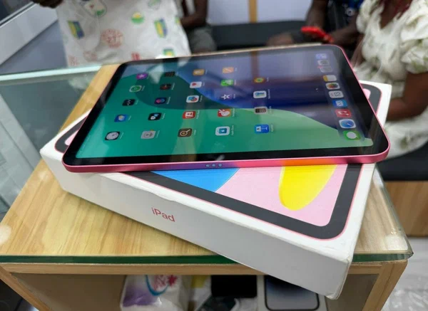 iPad Rose - Tablette Élégante