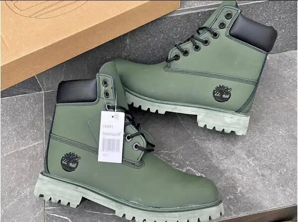 Bottes imperméables en cuir