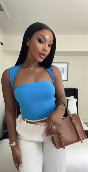 Top sans manches bleu chic