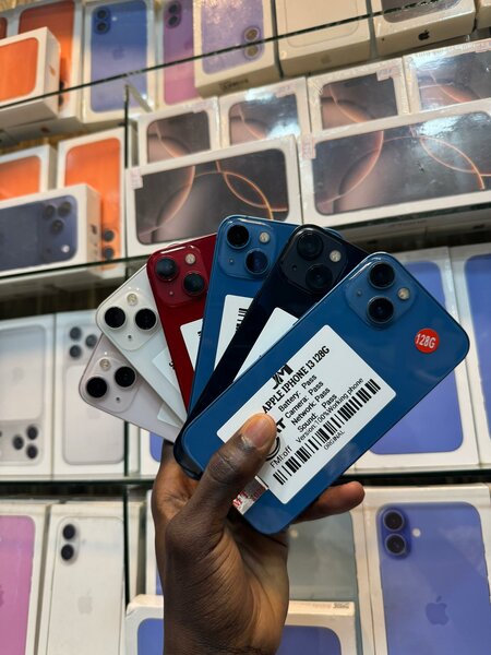 iPhone 13simple 128GB Neuf