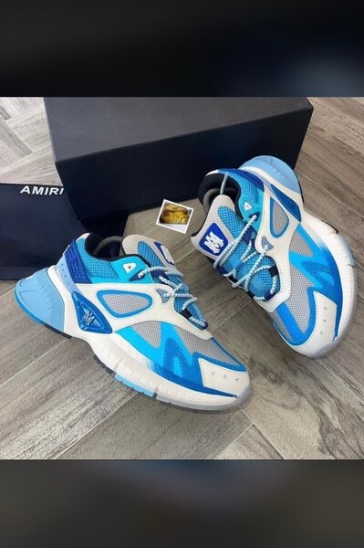 Baskets tendance en cuir