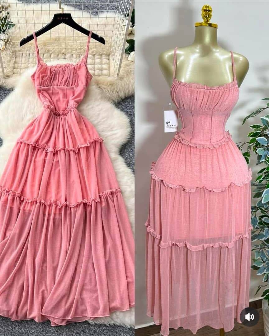 Robe longue élégante en mousseline