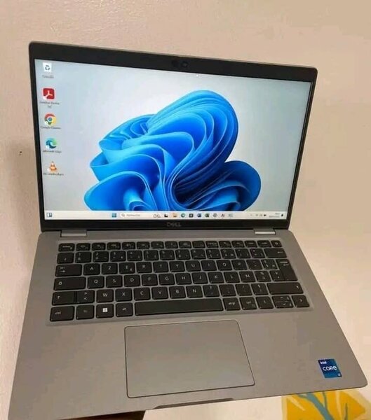 HP EliteBook Core i5 13.3 pouces
