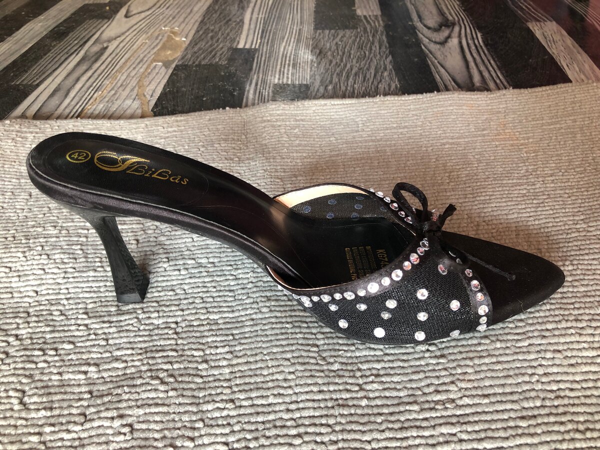 Mules à talons et strass