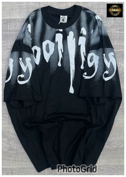 T-shirt oversize noir graffiti