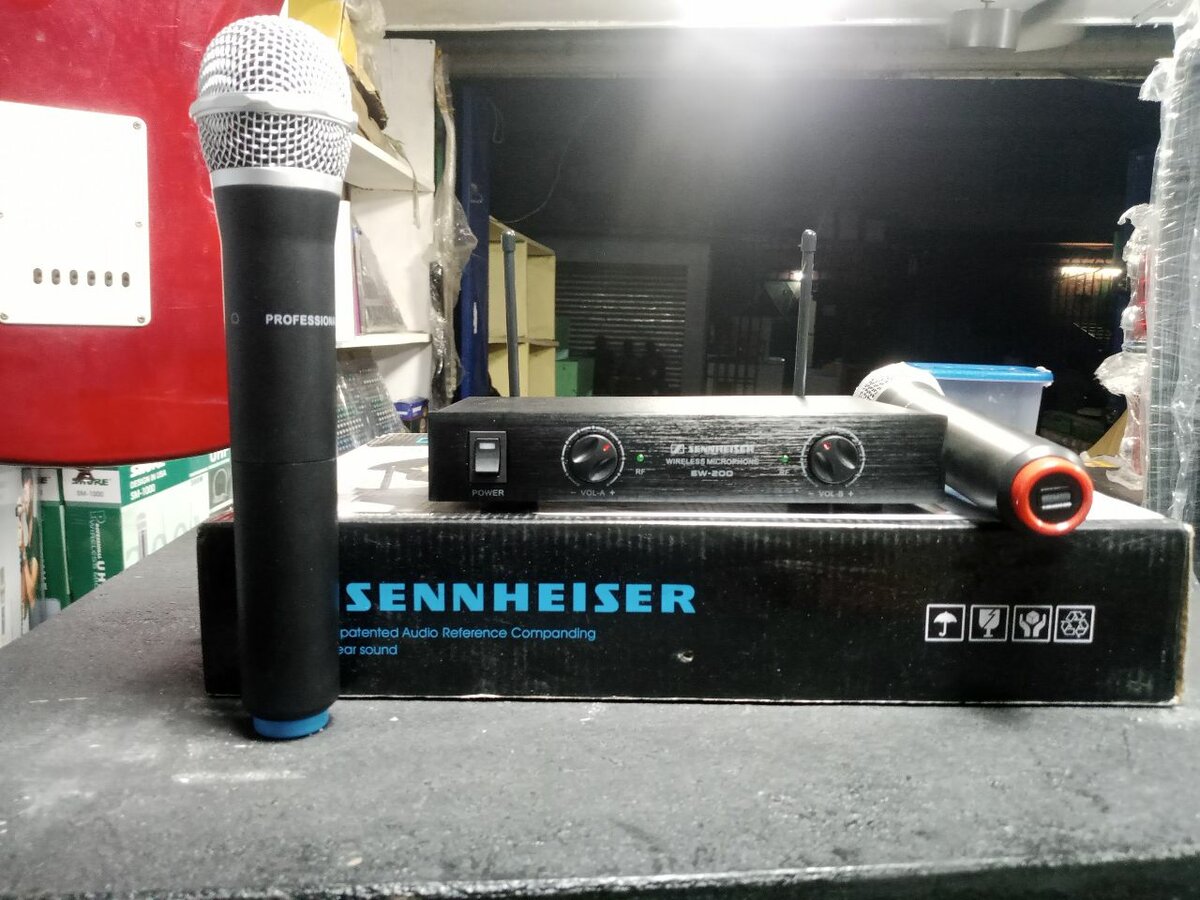 Baladeur Sennheiser EW-200