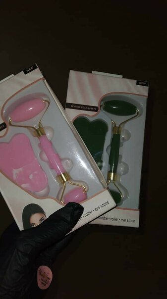 Rouleau de Massage Facial Jade