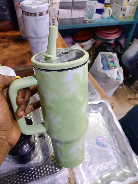 Gobelet Isotherme avec Paille