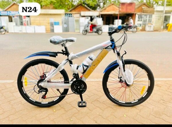 Vélo tout-terrain robuste