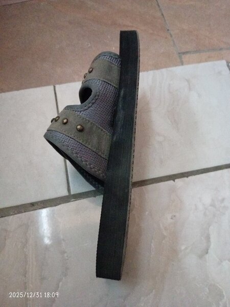 Sandale ZARA à semelle épaisse