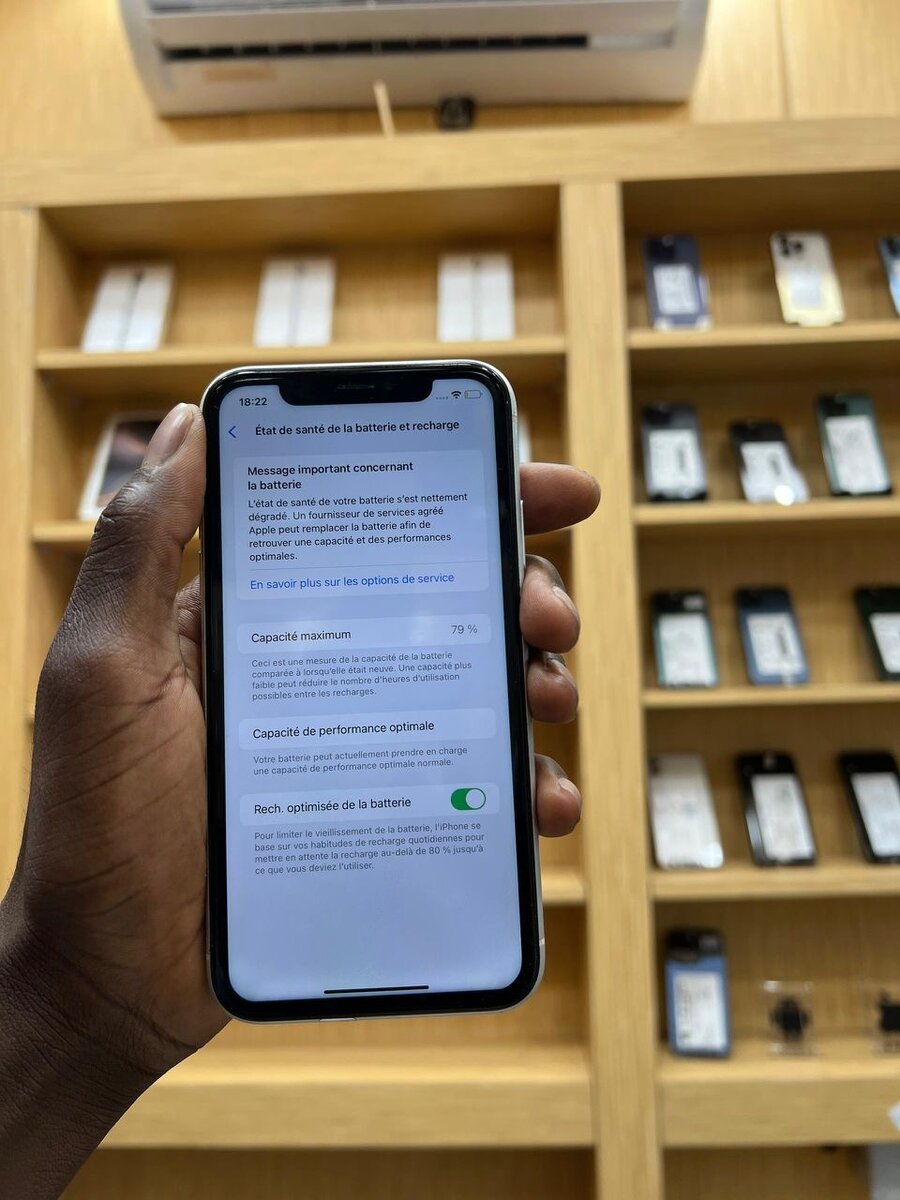 iPhone XR 64Go blanc reconditionné