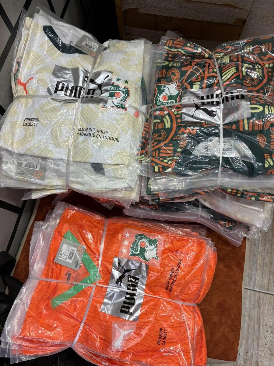 Maillots de Football Puma