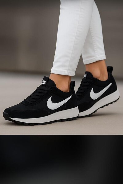 Baskets Noir et Blanc