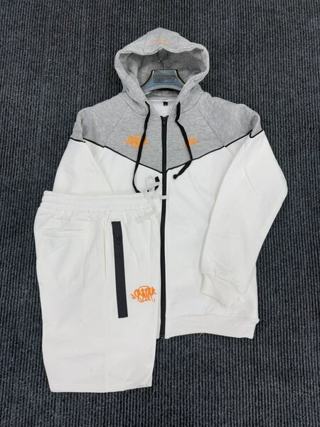 Ensemble de survêtement Nike