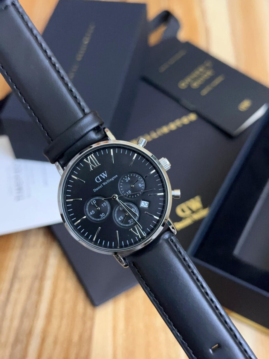 Montre chronographe élégante