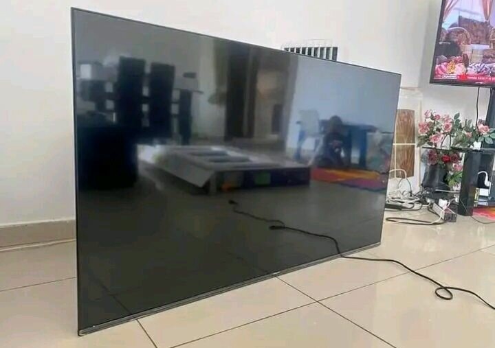 Hisense TV 58" UHD 4K