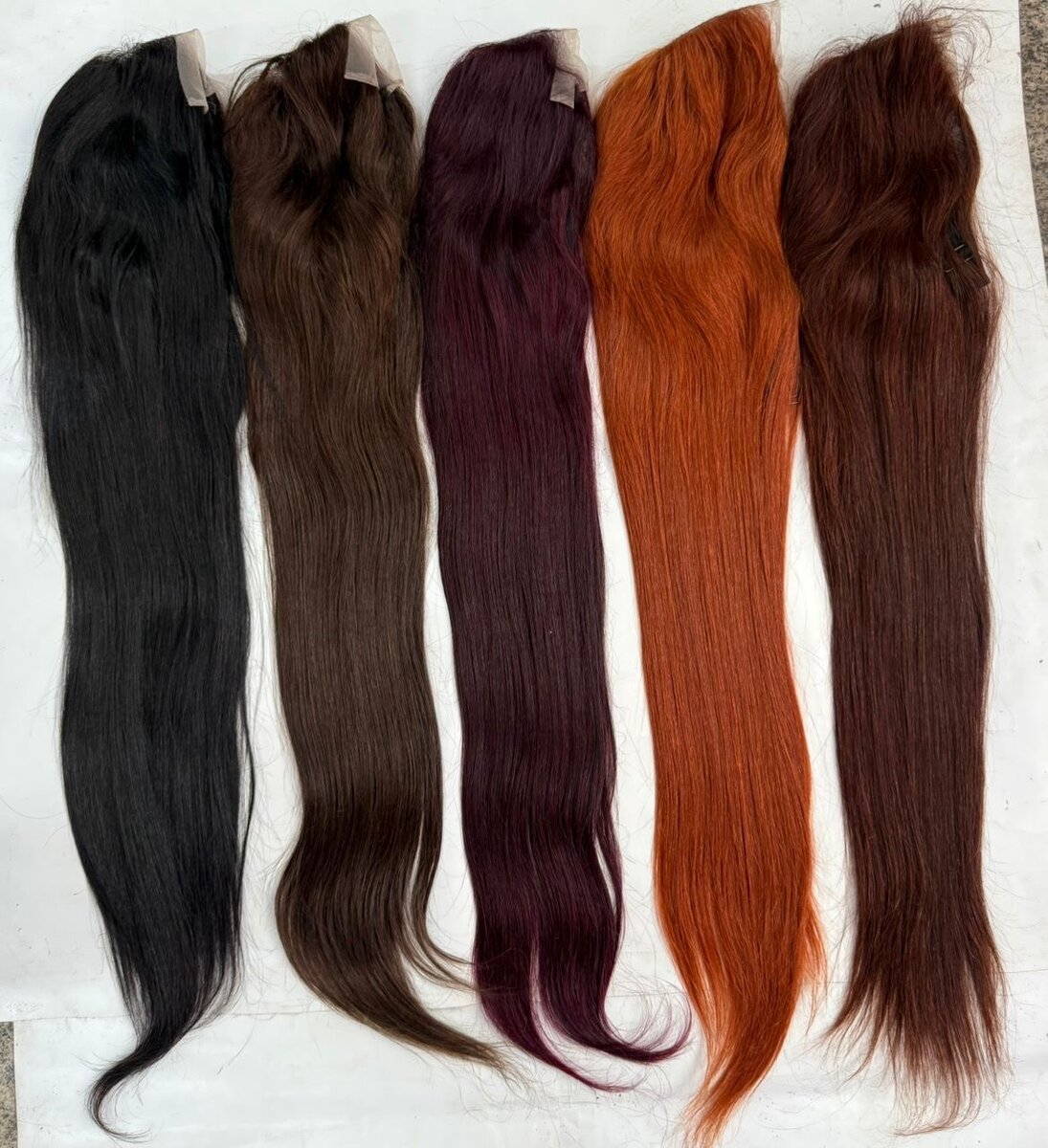 Perruques en dentelle longues colorées