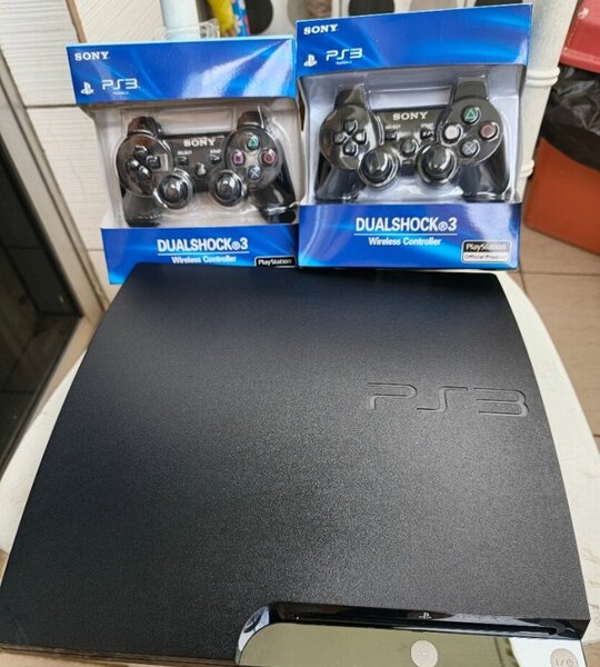 Console PS3 Sony avec manette Dualshock 3