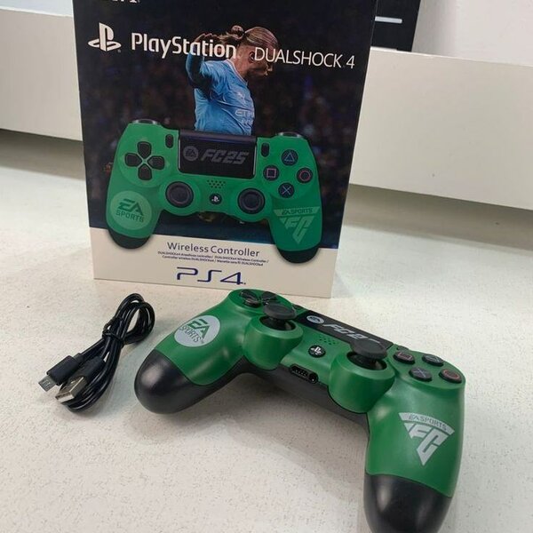 Manette PS4 Édition Limitée