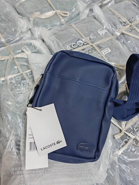 Sacoche bandoulière Lacoste