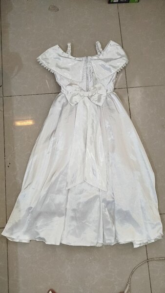 Robe de princesse blanche fille