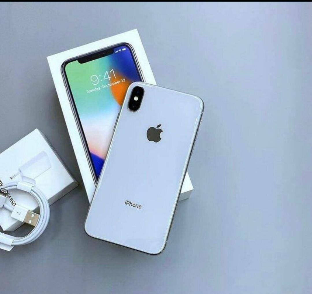 iPhone X 64GB argent