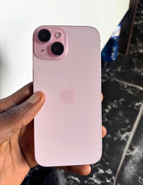 iPhone rose 128 Go