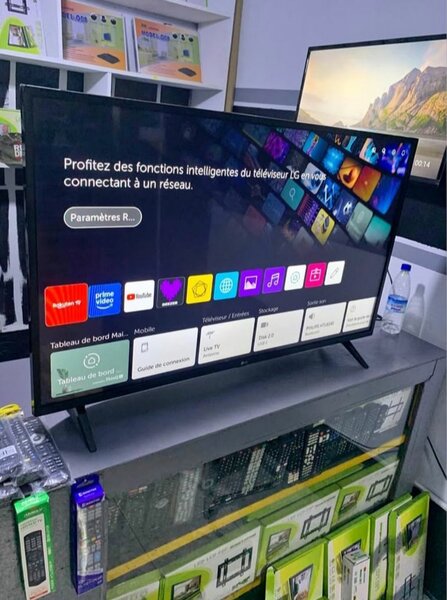 Smart TV 55 pouces UHD 4K