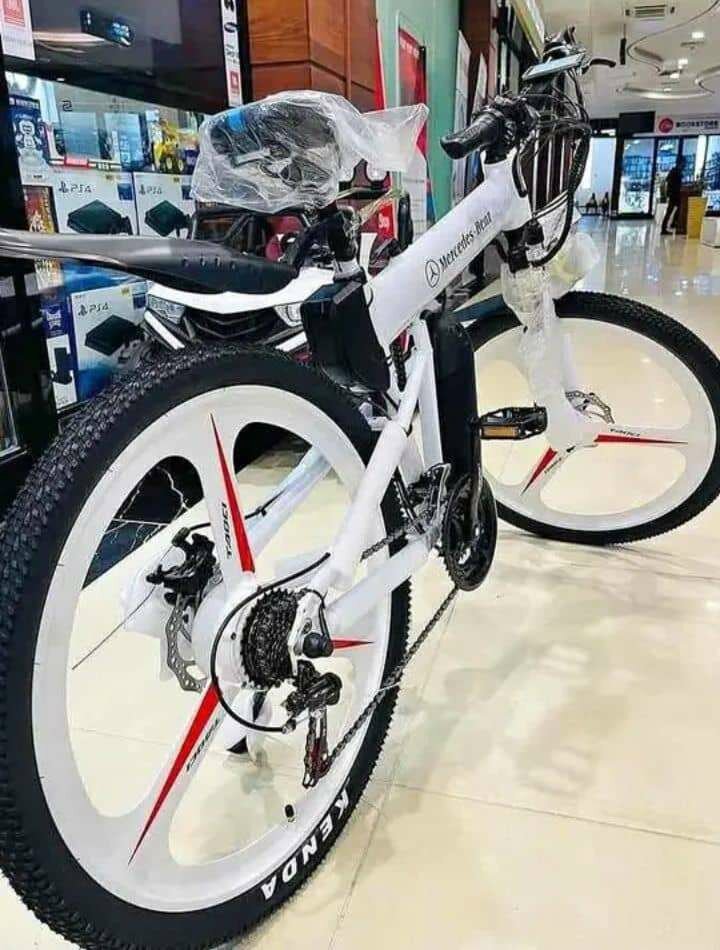 Vélo électrique tout-terrain robuste