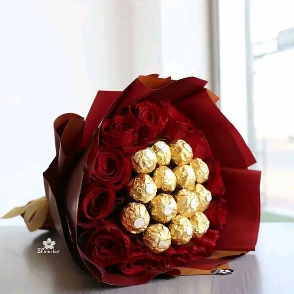 Bouquet de roses et chocolats