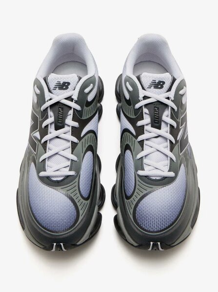 Baskets New Balance Gris