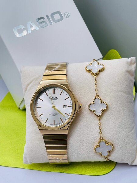 Montre Casio Dorée Élégante